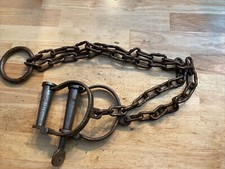 Ancienne serrure à jambe