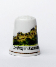 Dé à coudre de collection  porcelaine  les Remparts Carcassonne
