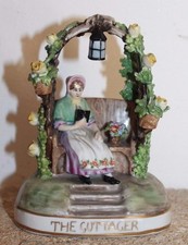 ancienne et belle porcelaine ou faïence a décor de tonnelle jardin fleurs