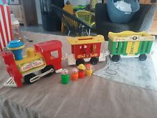  train Fisher Price CIRCUS TRAIN, avec 4 sujet - année 70/80 petit train 