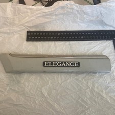 MERCEDES Classe C Moulure logo Emblème Monogramme Insigne Sigle 2026902762