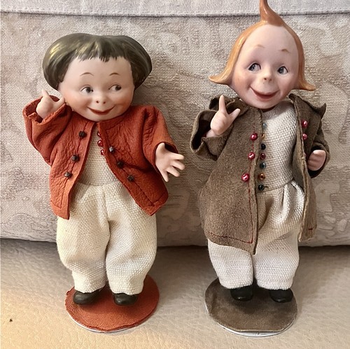 Poupées anciennes rares - , en