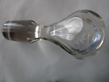 gros bouchon de carafe cristal ?