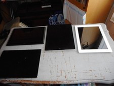 LOT 4  TABLETTES  2 ipad 32