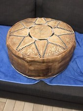 pouf cuir bon Etat