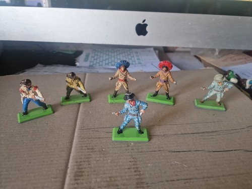 Lot cow boys britains - boys,