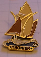 Pin voilier peche - voilier, vieux