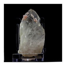 Fluorite rose + Quartz. 492.6