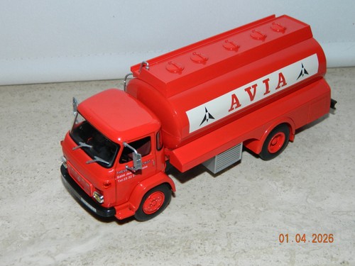 Saviem citerne avia ixo - avia,