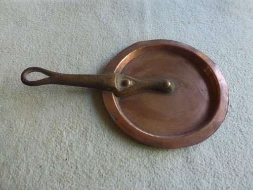 Tres ancien couvercle - ancien, en