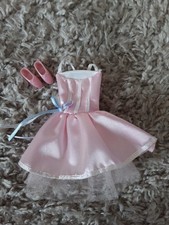 Vêtement Barbie  ,robe