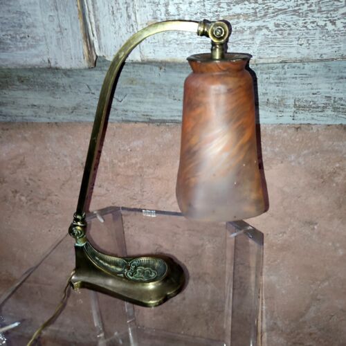 Ancienne lampe bronze pate - pate, de