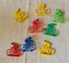 8 ANCIENS CYCLISTES VELOS TOUR DE FRANCE VINTAGE ANNEES 60 JOUET JEUX