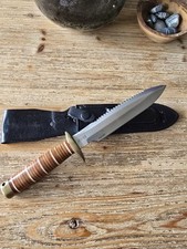 Couteau Sog Scuba Demo