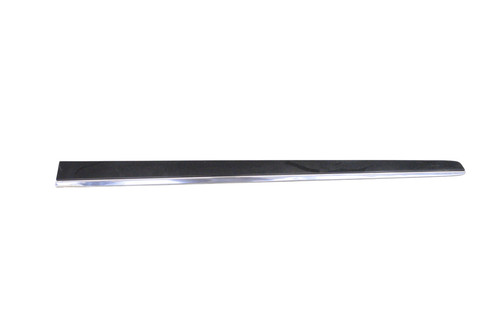 Moulure porte avant gauche - porte,