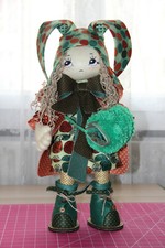 Poupée en tissu fait