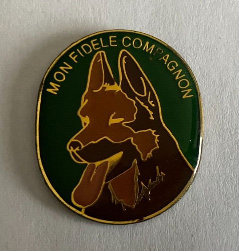 Pin s chien - 68, pin's