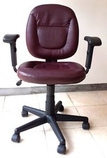 Chaise de Bureau cuire rouge ajustable