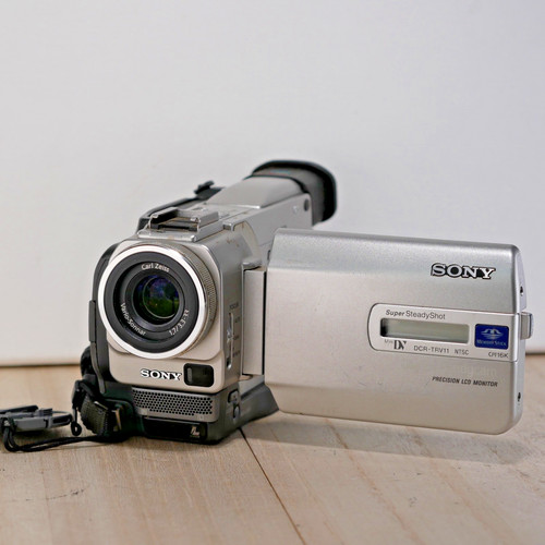 Sony dcr trv11 - minidv, video
