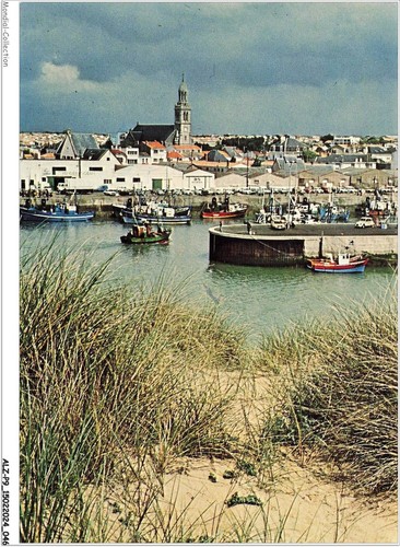 Alzp9 0824 st gilles - -,