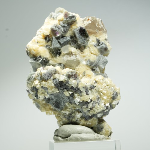 Fluorite fantôme colorée