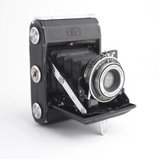 Zeiss Ikon Ikonta 512 with Novar-Anastigmat 7.5 cm f/4.5 lens