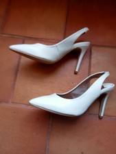 Escarpins blancs taille 36 talons 10,5cm