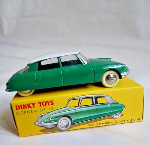 Dinky toys - (atlas, réédition)