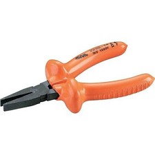 Pince à bec plat - isolée