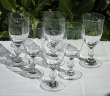 Lalique - Service de 6 verres à vin en cristal, modèle Fréjus Haut. 12,8 cm