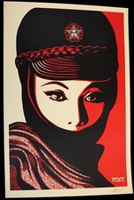 SHEPARD FAIREY ♦ MUJER FATAL