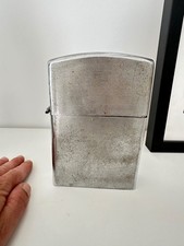 Ancien enorme briquet - ancien, de