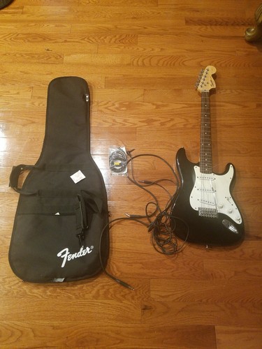 Squier fender stratocaster - squier,