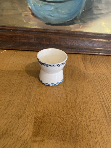 Ancien coquetier diabolo - , frise