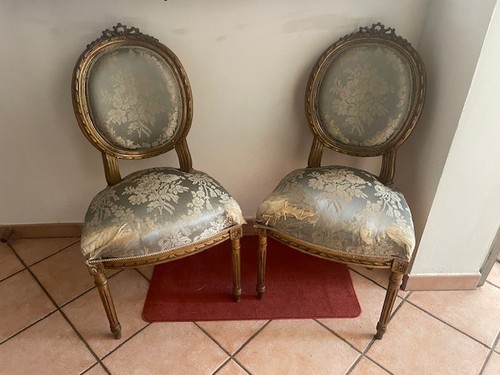 Lot chaises médaillons - de,