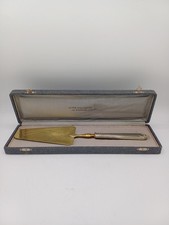 Pelle à Tarte en Laiton et