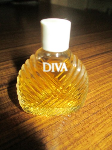 Miniature parfum diva de - de,