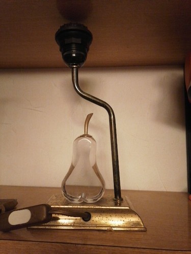 Pied lampe style dauphin - le,