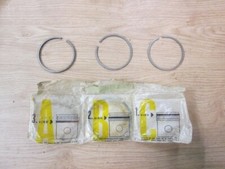 Un jeu de 3 segments neufs de BMW R60/2 R69/2