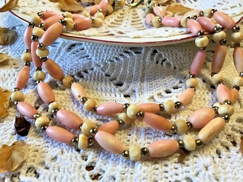Collier ancien perles bois