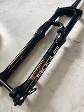 Fourche RST ROGE 160mm noire 