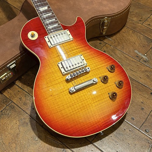 Guitare électrique - (gibson),
