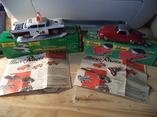 SCHUCO racer 2 voitures  neuf en boite et sur boite plus clé