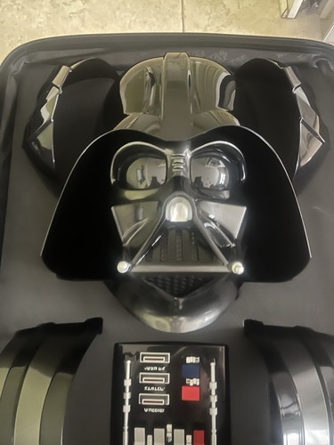 Darth vader costume brand new - brand,
