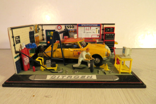 Diorama garage citroën - :,