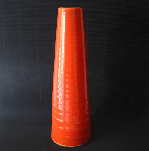 Grand vase tourné émaillé