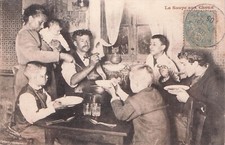 Carte postale ancienne postcard CAMPAGNE scène la soupe aux choux timbrée 1905