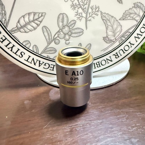 Excellent objectif microscope
