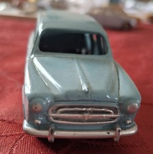 AUTOMOBILE MINIATURE DINKY TOYS 403 PEUGEOT BREAK BLEU 24F
