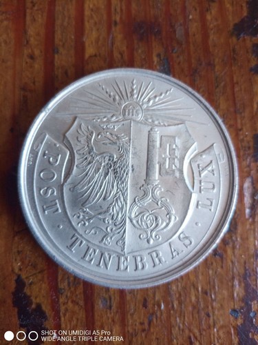 Médaille vogue faubourg de - du,